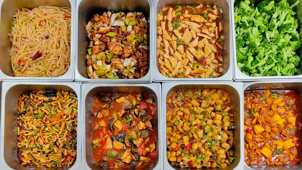 移动的风景线——新南区移动餐车新增午餐-中北大学后勤管理部